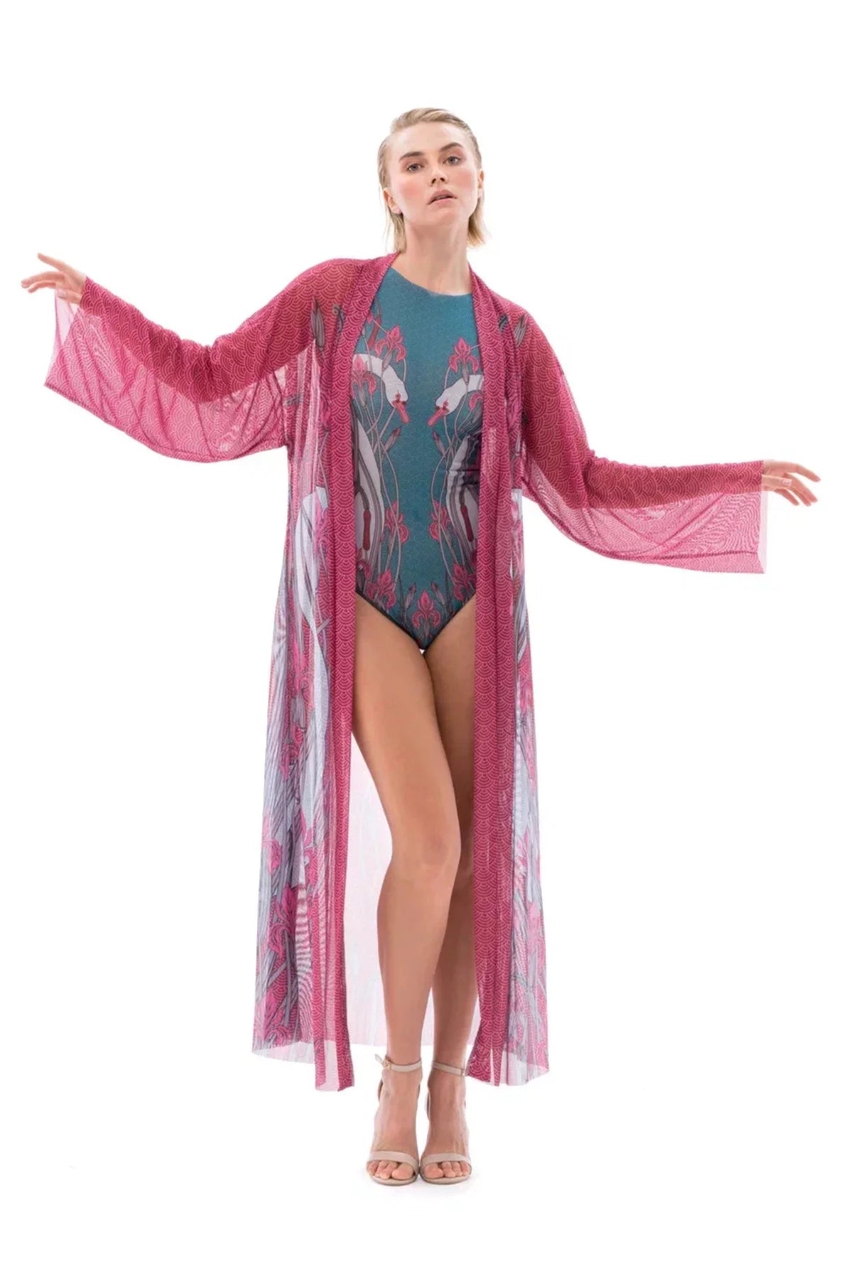 ROBE SWANS