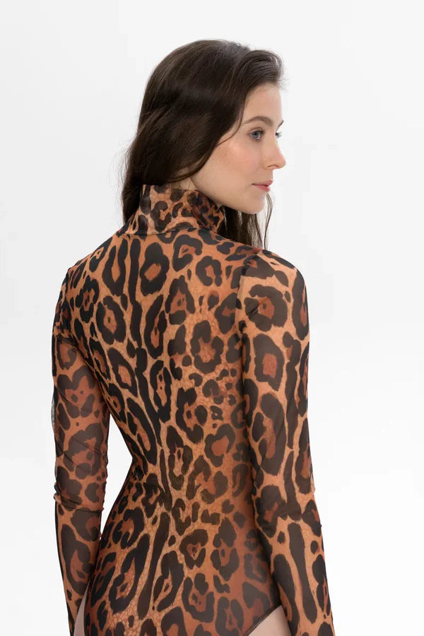 Zipper swimsuit with sleeves "Leopard 25"